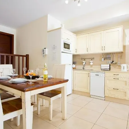 Willa Puerto Del Carmen Sleeps 6 Pool Air Con Wifi