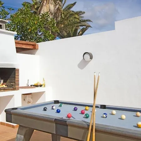 Puerto Del Carmen Sleeps 6 Pool Air Con Wifi Willa *